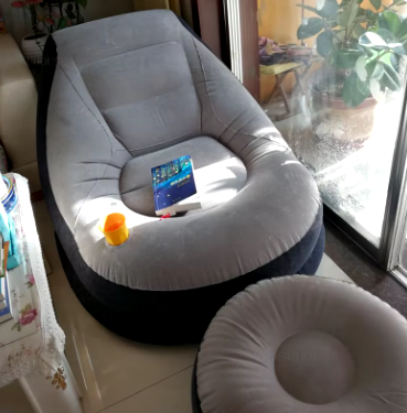 SILLON Y REPOSAPIÉS INFLABLE INTEX
